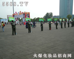 �𱬻��yƷ�W(w��ng)��(ji��n)�ص�