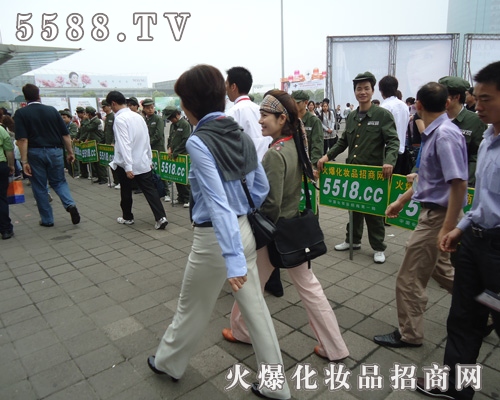 �Ϻ����I(y��)���[��(hu��)ǰ��(l��i)���^�߽j(lu��)�[���^