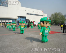 ��ͨ��ģ�������L(f��ng)�������P(y��ng)���h(yu��n)����