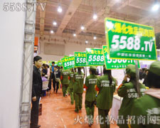 �𱬾W(w��ng)�ڕ��������º�ˮ����Ĉԏ���Ӱ