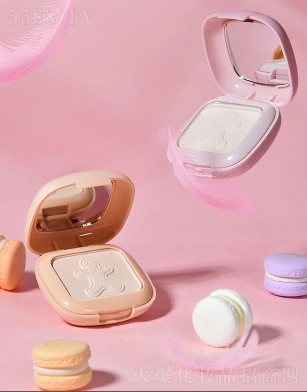 HOLD    LIVE�����ͷ��   ��覶��y   ��ˮ����