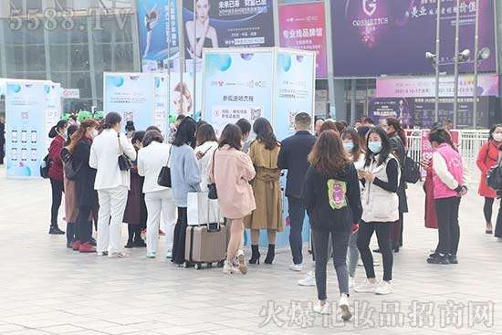 ����ʢ�����س��������44�óɶ����I(y��)���[��ʢ���_Ļ