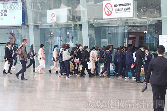 ����ʢ�����س��������44�óɶ����I(y��)���[��ʢ���_Ļ