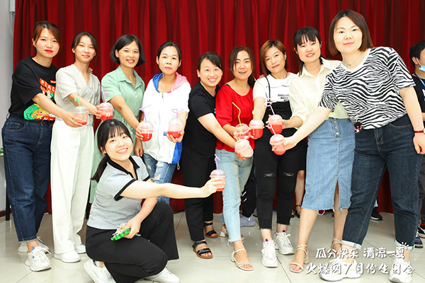 火爆網(wǎng)舉辦7月生日會(huì),共享快樂(lè),瓜分涼夏 火爆網(wǎng)舉辦7月生日會(huì),共享快樂(lè),瓜分涼夏