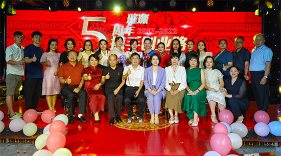 ���ϼ���������c��ֱ�����(d��ng)�A�M�Y(ji��)��